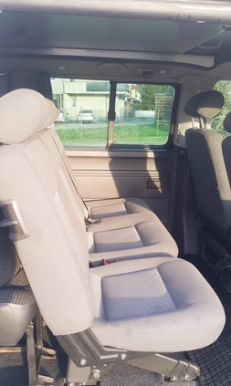 Volkswagen Caravelle cena 49000 przebieg: 366000, rok produkcji 2005 z Gdańsk małe 562